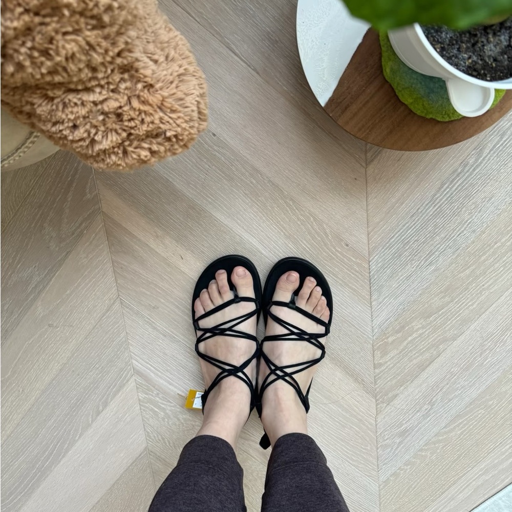 Teva voya infinity women size 7